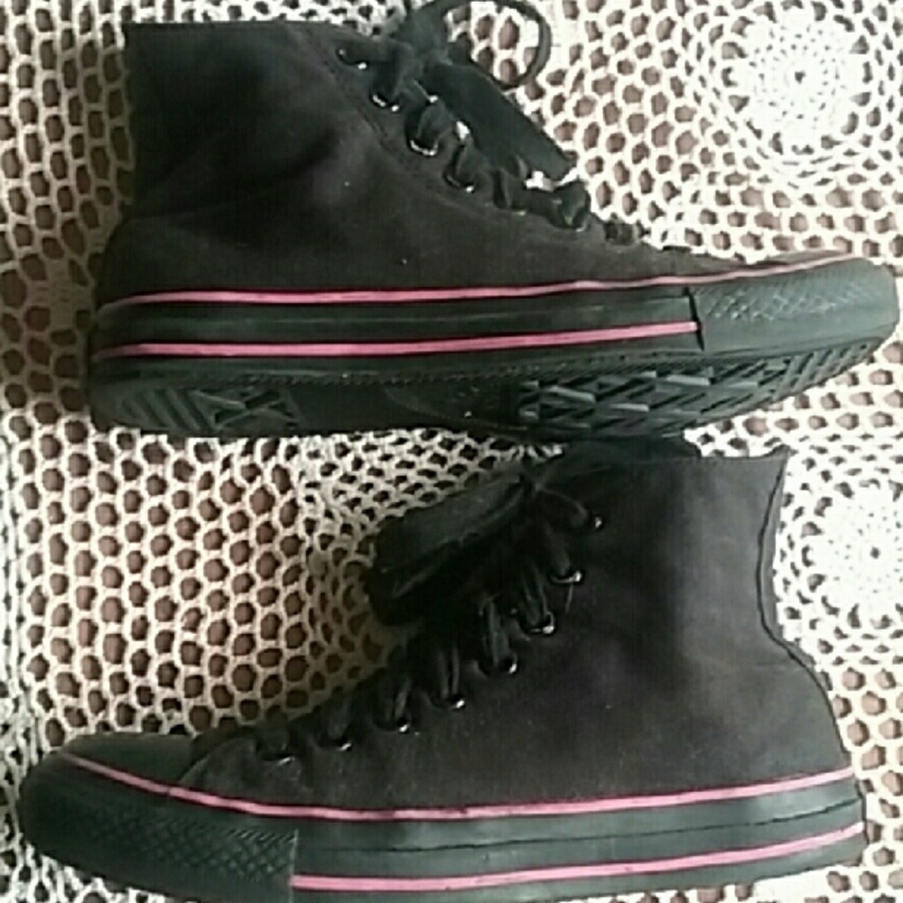 black converse womens siz 9